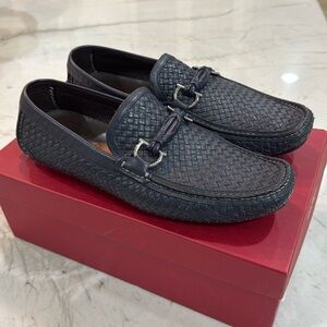 Salvatore Ferragamo Round Blue Marin Calf Leather Loafers - EE Wide (J11)